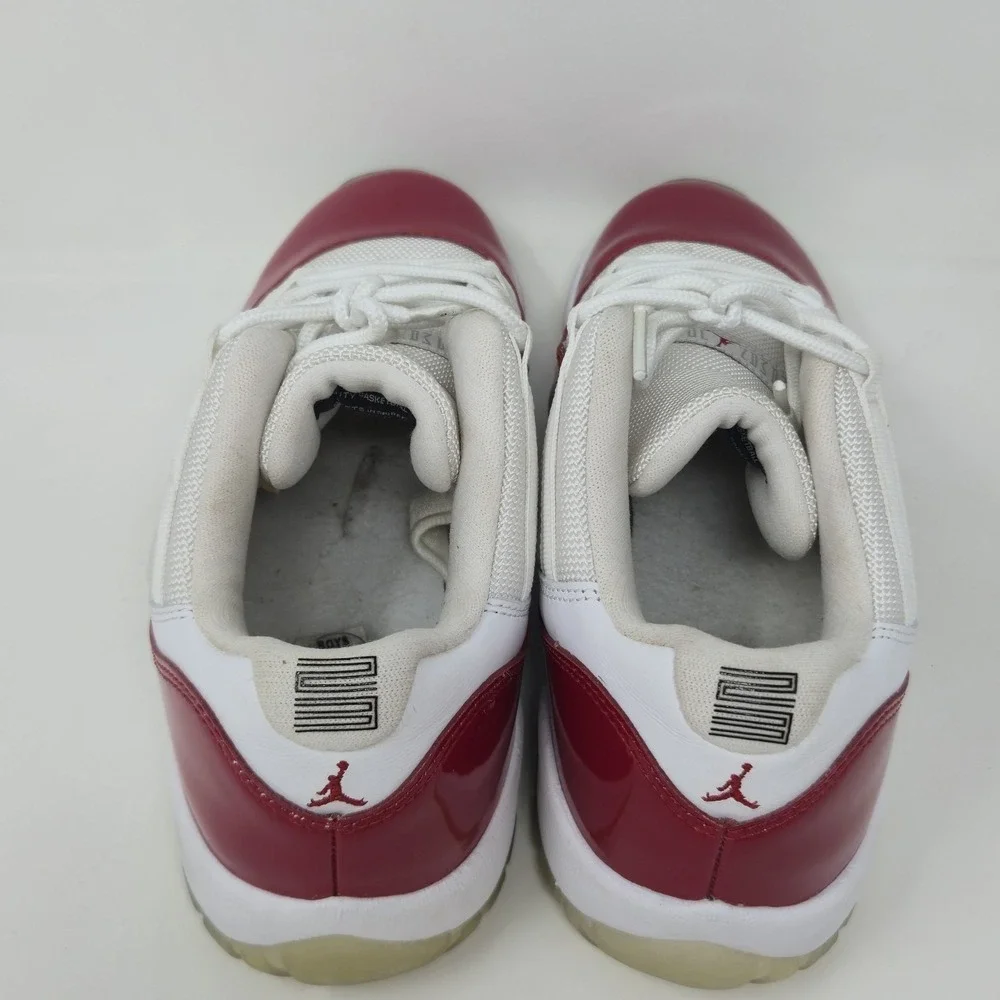Air Jordan‎ 11 Retro Low Cherry 2016 White Red 528896-102 Size 7Y GS Women 8.5
